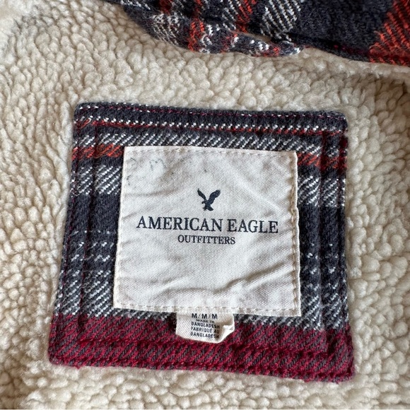 American Eagle Men’s Sherpa Shacket Red Orange Black Gray Striped Size M EUC - Picture 4 of 10